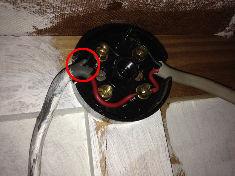 Earth conductors cut off inside a junction box